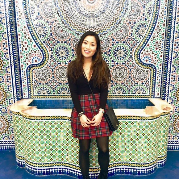 Meet your Posher, Anita - Picture 1 of 3